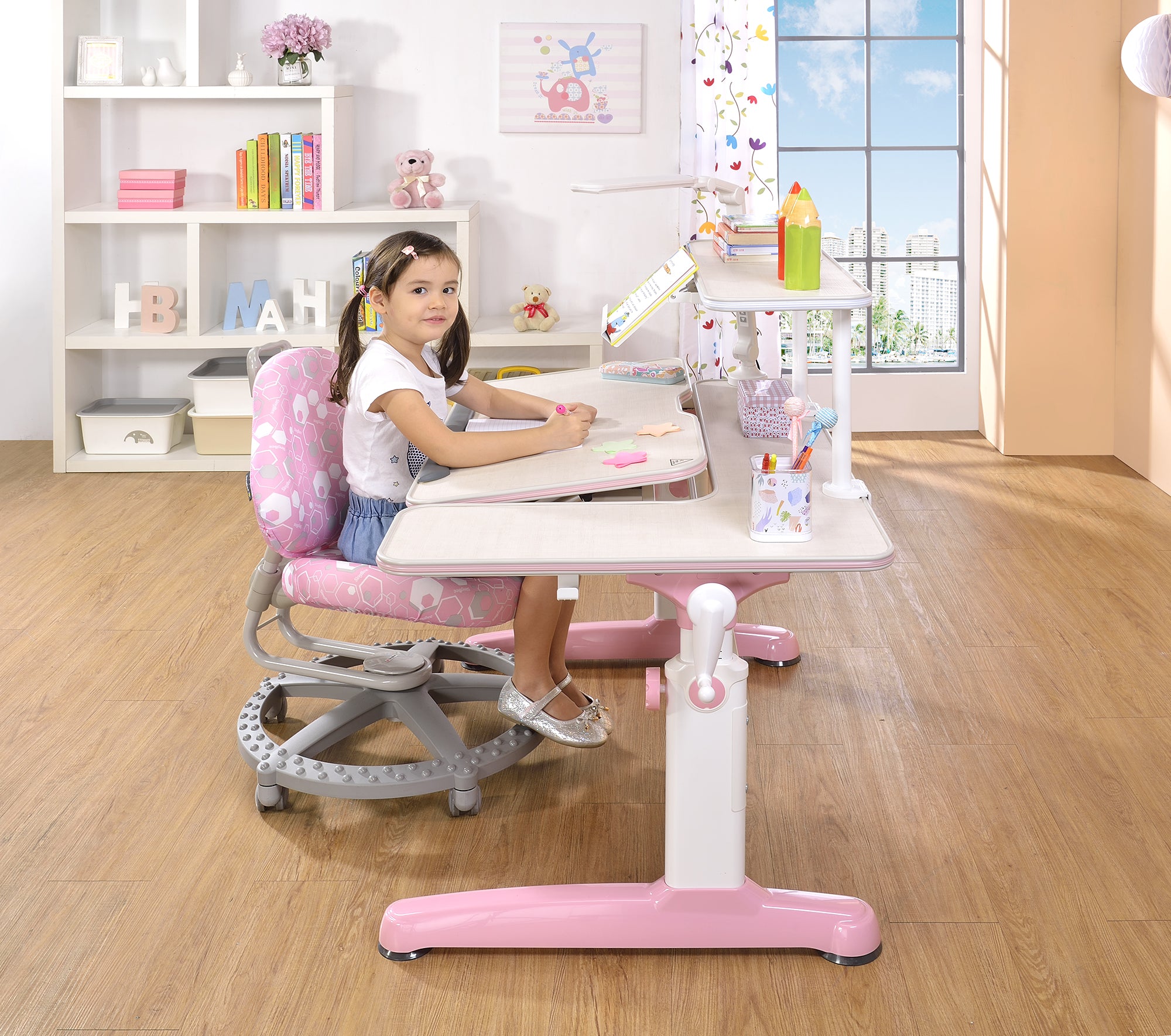 Childrens study desk bule/pink-learning stations that are height-adjustable, tilt-adjustable, and grow with the child – simply ergonomic