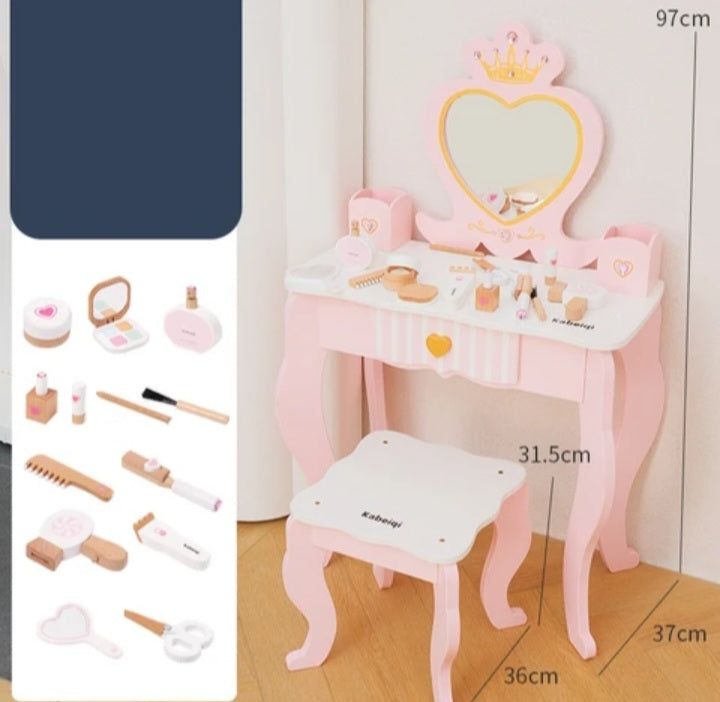 Princess Lover Dresser Make Up